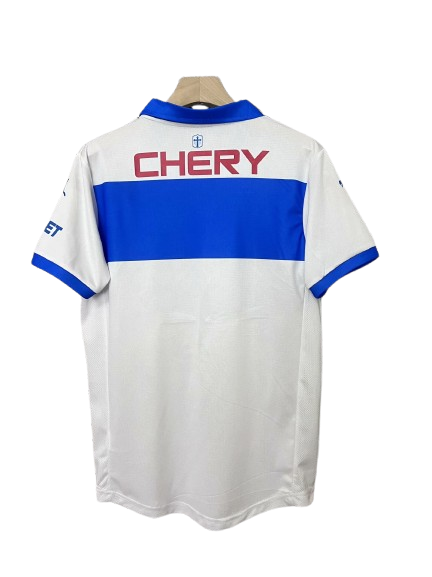 25-26 Universidad Católica Home