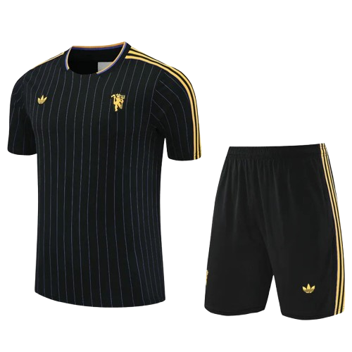 25-26 Man Utd Black Training Short Suit