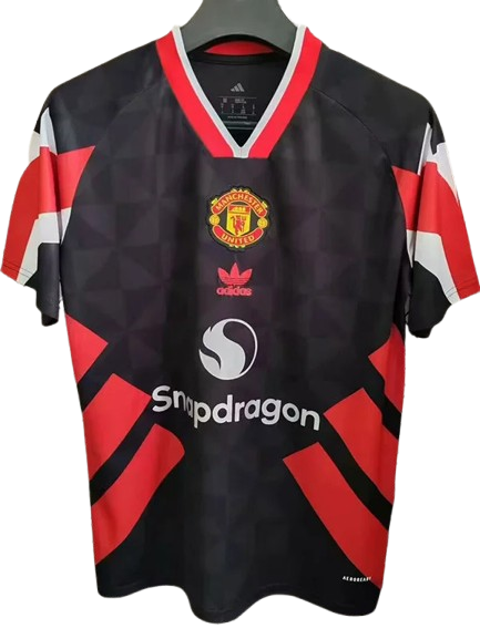25-26 Man Utd Black Red Special Edition Training Shirt